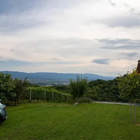 Apartment9b With Amazing View *